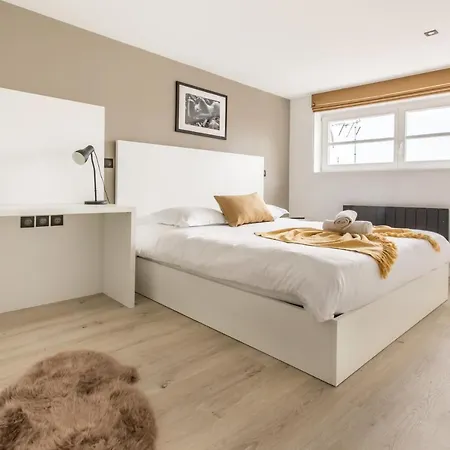 Spacieux Et Moderne 4 A 5mn A Pieds Republique ליל