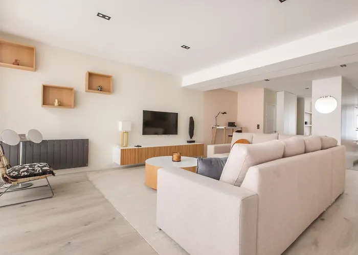 Appartamento Spacieux Et Moderne 4 à 5mn à Pieds République Lilla